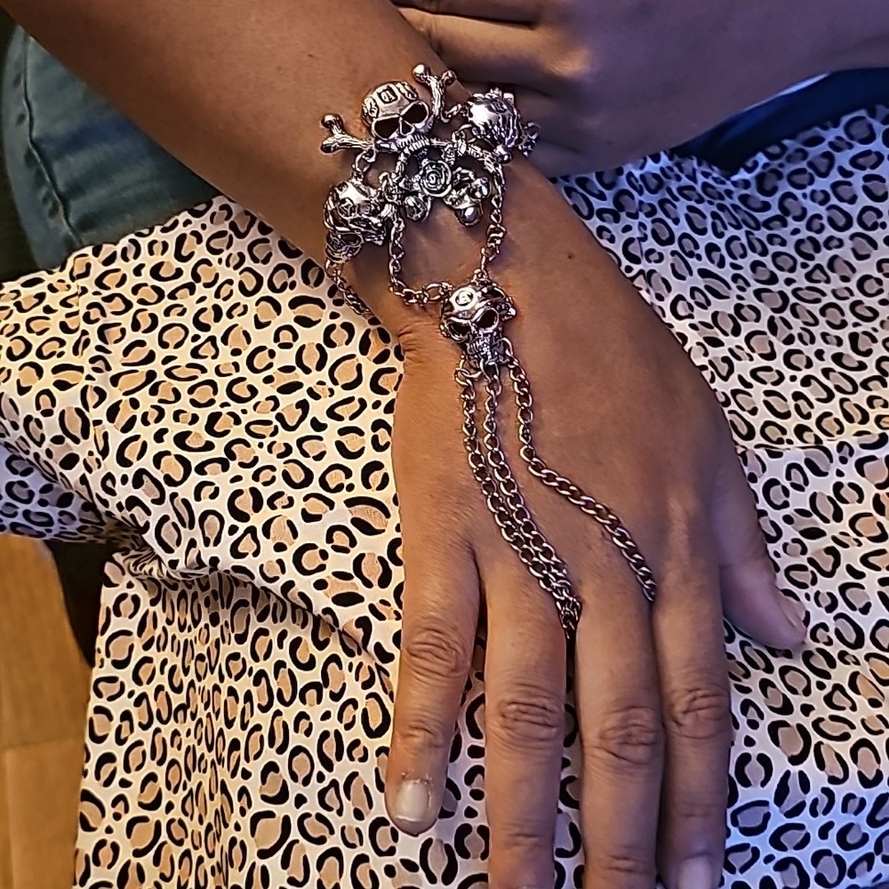 Silvertone And Black Skeleton and Rose Bracelet - Picture 6 of 6